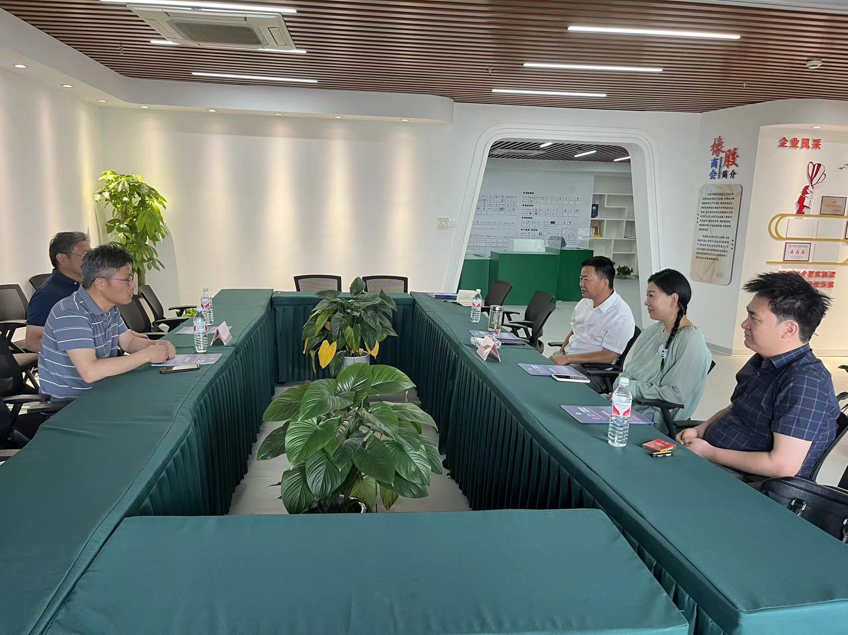 开展深度交流 对接合作新机遇|商会接待江苏省橡胶工业协会